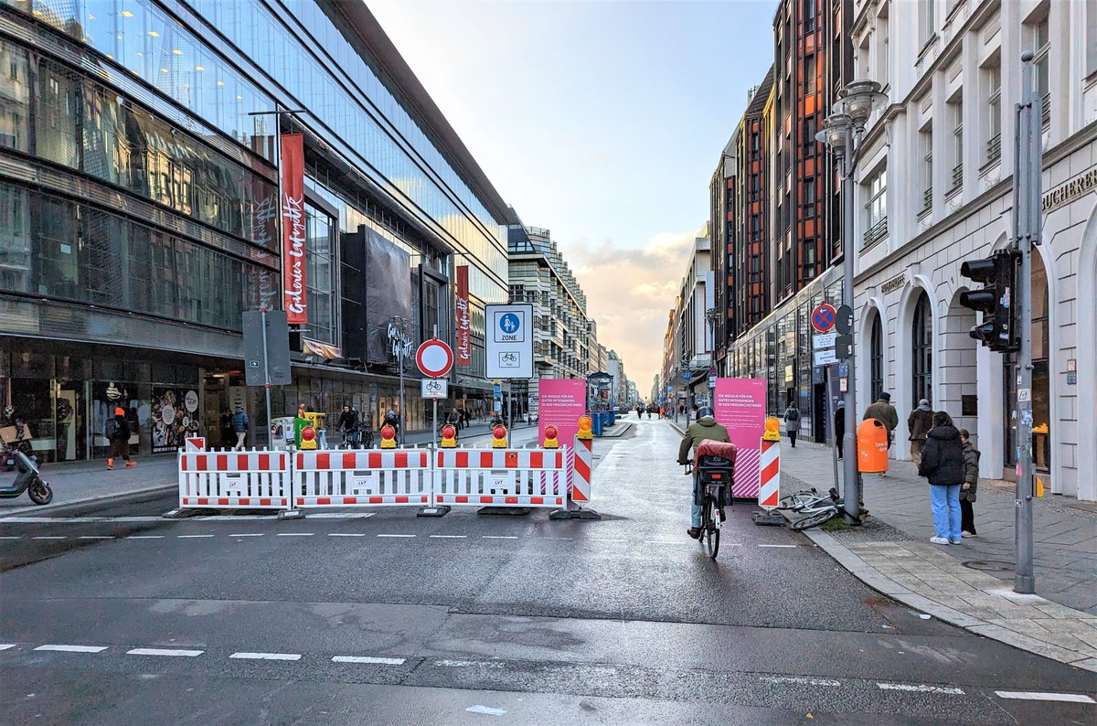Fräulein 🌺🚲 || @blumenrad.bsky.social tweet media