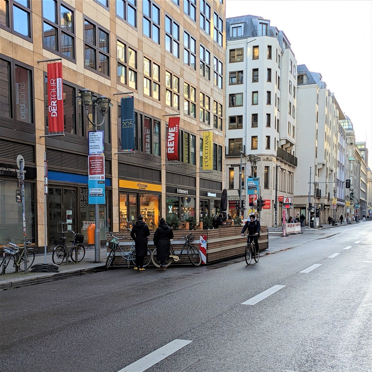 Fräulein 🌺🚲 || @blumenrad.bsky.social tweet media