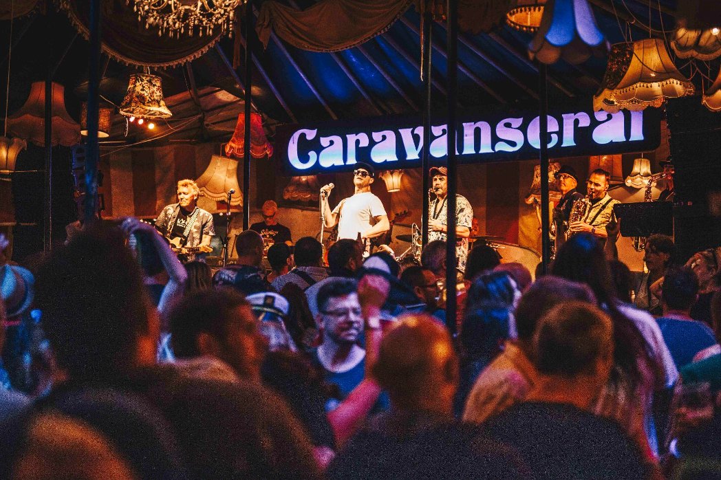 brightonmag's tweet image. Brighton Fringe Presents Caravanserai: Brighton’s Newest Pop-Up Outdoor Festival Site @brightonfringe @CampBestival #festival #Brighton #Sussex bit.ly/40eKwLQ