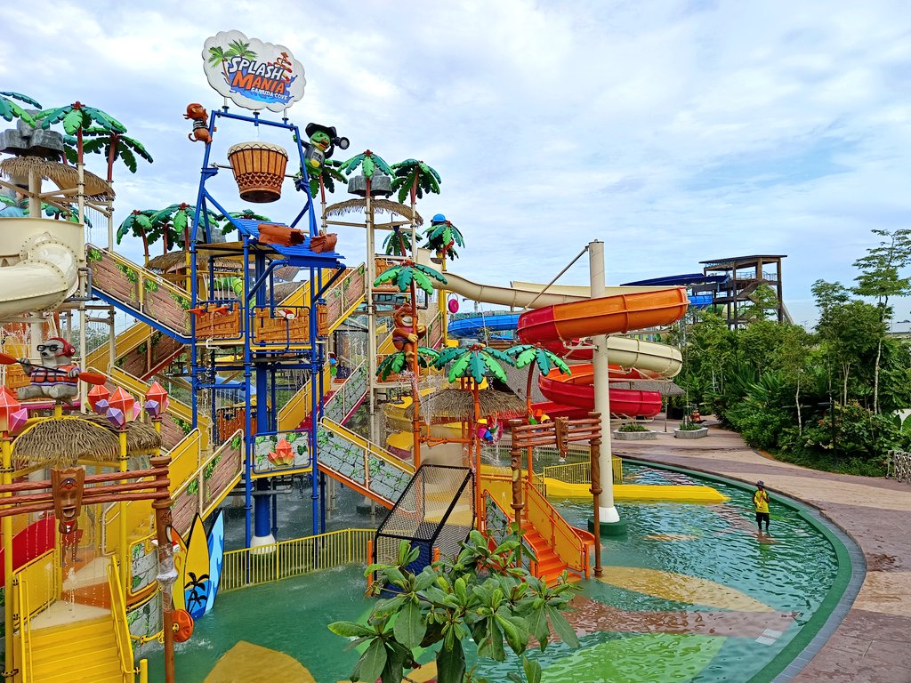 SyedAkramin's tweet photo. Beri laluan kepada taman tema air terbaru di Malaysia, Splash Mania @ Gamuda Cove. Difahamkan taman tema ini akan dibuka dalam masa terdekat. https://t.co/BLnHj60vgs