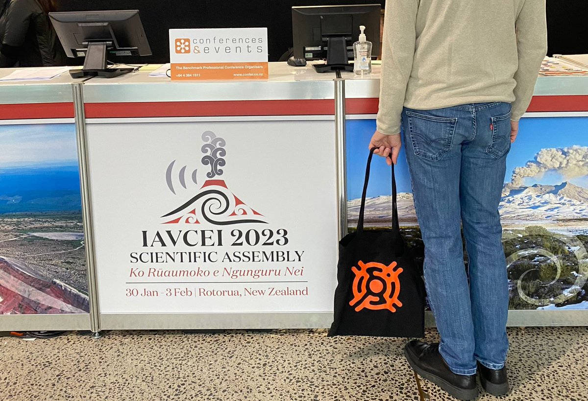 EXCITE_network's tweet photo. ๐Catch @EXCITE_network this week at @iavcei2023 in New Zealand !๐
#iavcei2023 #EU_H2020 #EXCITE_network #electronmicroscopy #microscopy #xraymicroscopy #geoscience #research #network https://t.co/fQdrLm3roH