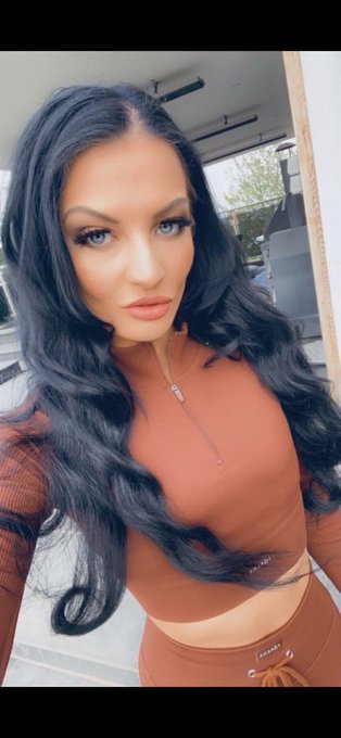 It&rsquo;s my birthday 🎉🎉🎉🎉🎉🎉🎉 Another year older but my pussy stays  just as tight 😈😈😈😈😈 https://t.co/fw9