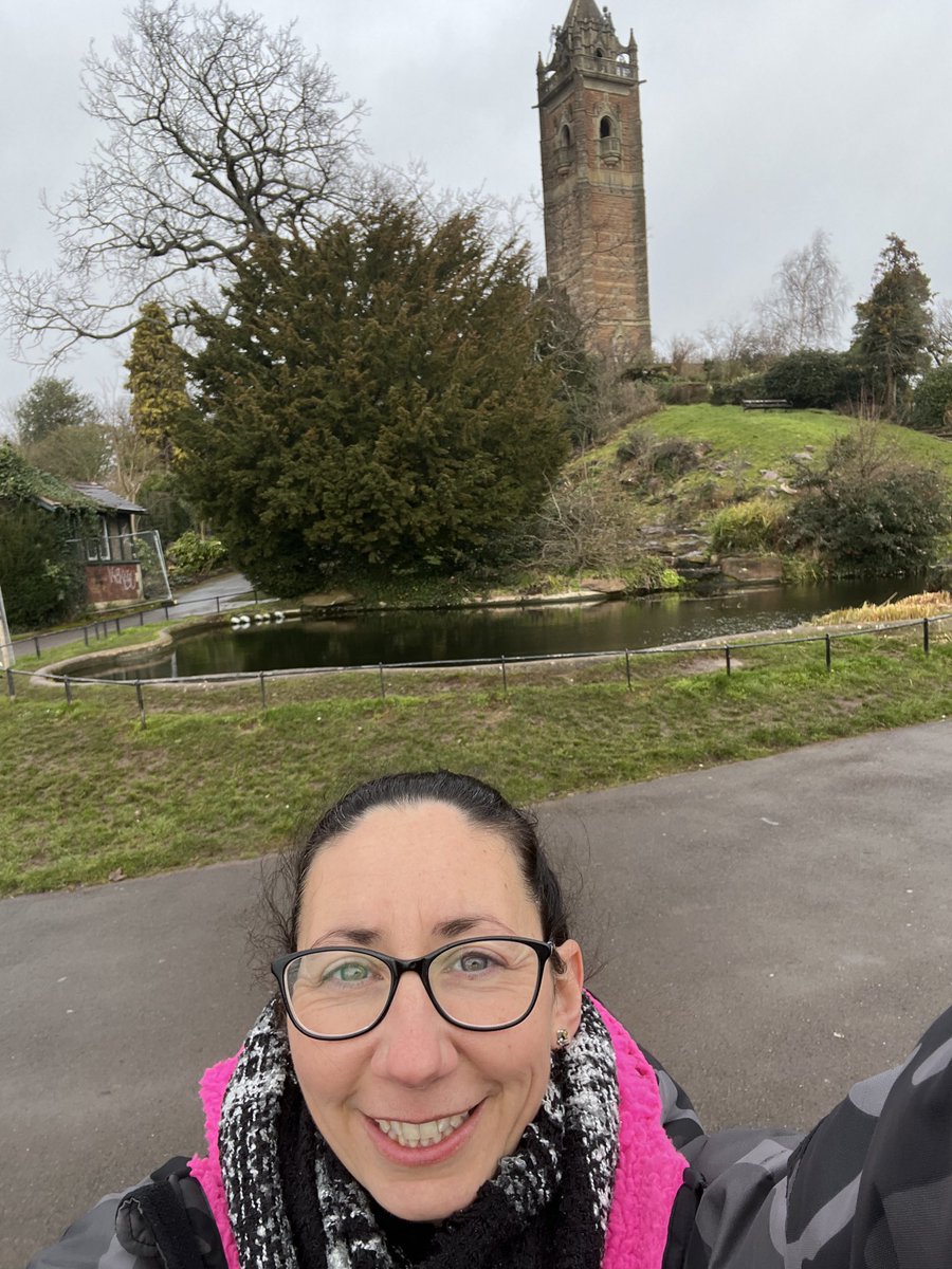naomi_actor's tweet photo. I 💕 this City. It makes my heart warm. About to start a day of medical role play and what better way to start than a walk around the gorgeous Brandon Hill Park. #bristol #actor #bristolactor #rolepaly https://t.co/AUva1AgC6r