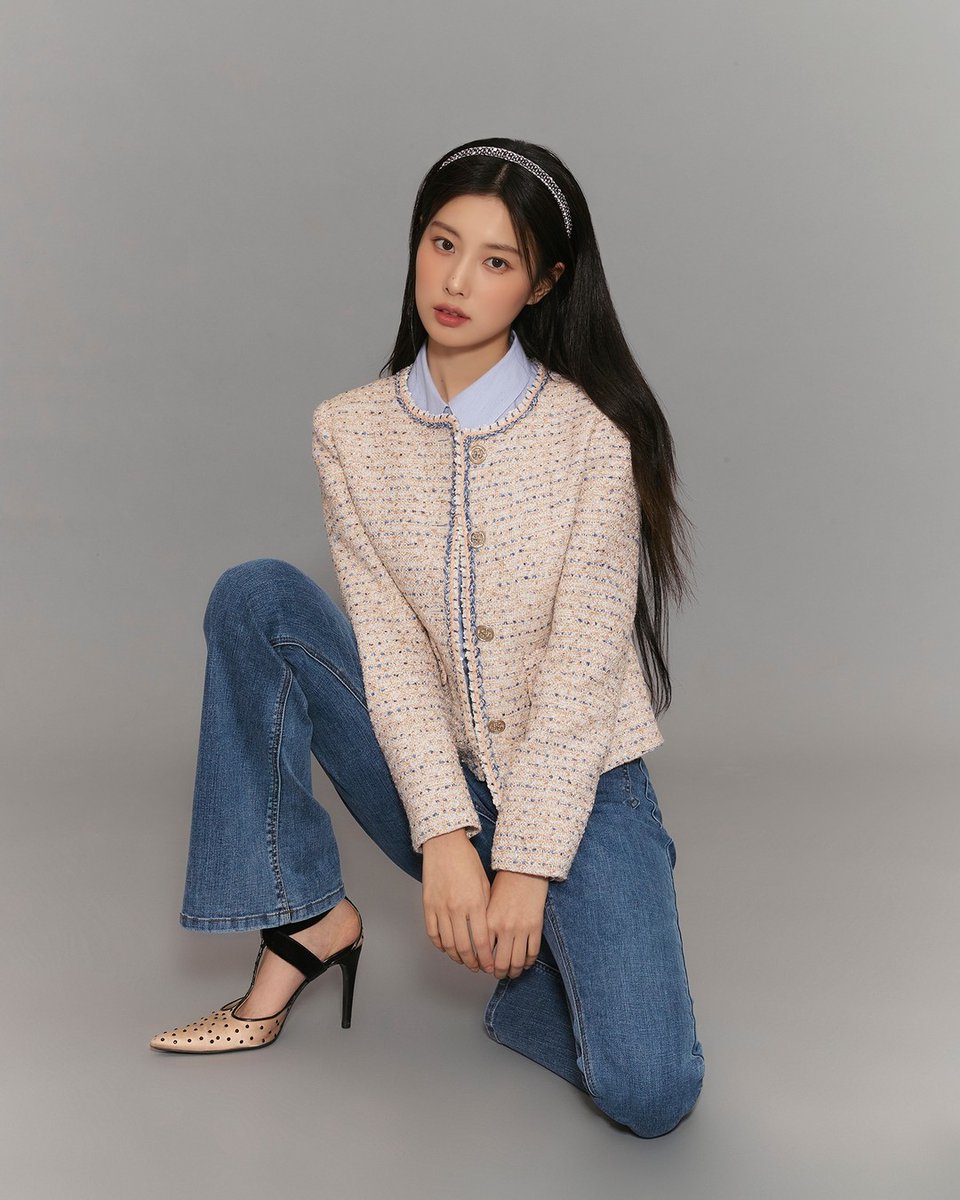hyemsta's tweet photo. Roem Official Website

https://t.co/869kygAksC

#강혜원 #KangHyeWon #カンヘウォン  #Hyewon #カン・ヘウォン https://t.co/x49Yo5FOXq
