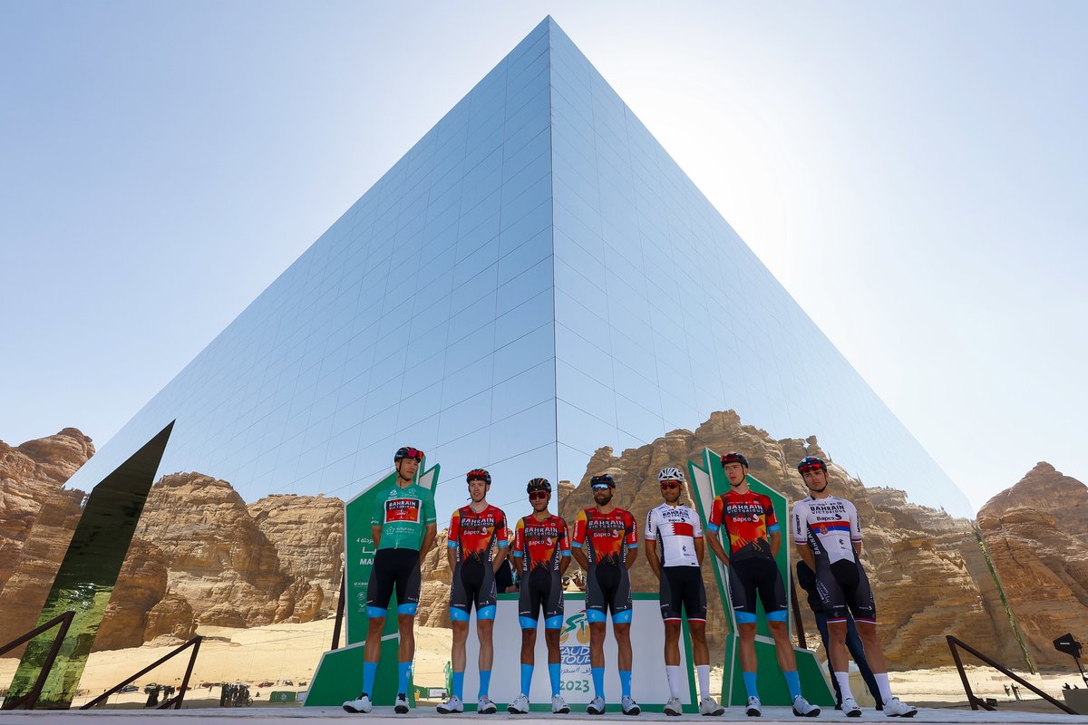 Team Bahrain Victorious (@bhrvictorious) on Twitter photo ๐ธ๐ฆ #SaudiTour
๐ชโฐ๏ธ๐ What stunning scenery for the queen stage @thesauditour departure!
#RideAsOne
๐ธ <a href="/SprintCycling/">SprintCycling</a> ๐ธ๐ฆ #SaudiTour
๐ชโฐ๏ธ๐ What stunning scenery for the queen stage @thesauditour departure!
#RideAsOne
๐ธ <a href="/SprintCycling/">SprintCycling</a>
