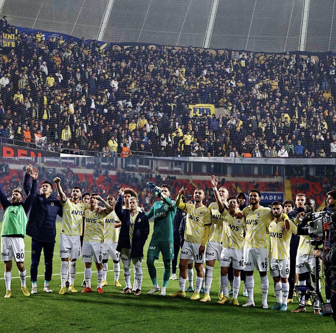 mrdylldz's tweet photo. #FenerinMaçıVar

Maç sonundaki ruh halimiz..
Kazanıp dönmeyi
Nasip et Allah'ım🤲

Türkiye'nin en güzel ve en büyük kulübünün taraftarına kocaman GÜNAYDINLAR 💛💙

#ZiyechFenere #countinho https://t.co/mqa0je23mz