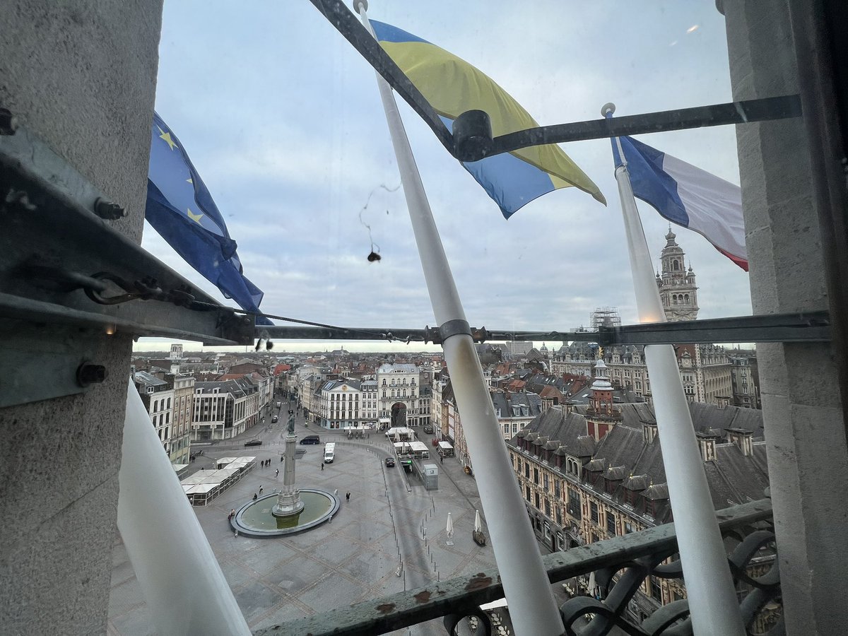 kevinmoignoux's tweet photo. À Lille ce matin, chez @RosselRadioFR pour une nouvelle rencontre avec les adhérents du @Sirti_radio. https://t.co/MkuwcT8dpy