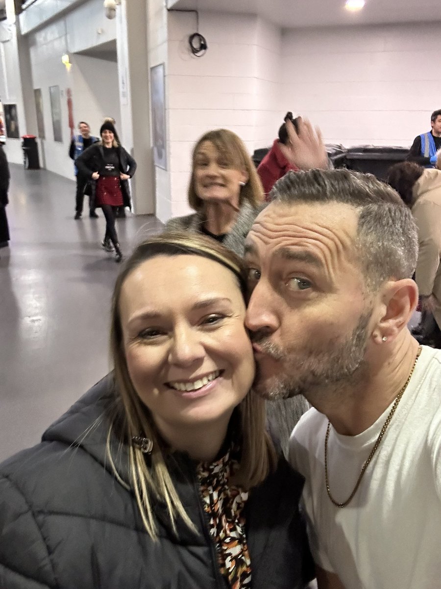 Vikki Lloyd (@vikkilloyd) on Twitter photo Thursday morning, been at work since 6am 😴 Sunday reminiscing <a href="/Mellor76/">Will Mellor</a> #rightplacerighttime #StrictlyTour Thursday morning, been at work since 6am 😴 Sunday reminiscing <a href="/Mellor76/">Will Mellor</a> #rightplacerighttime #StrictlyTour