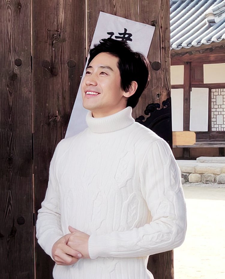 salmon_manyang's tweet photo. 떡국의 요정과 절편의 요정 같은 착장… https://t.co/exLrCey1kx