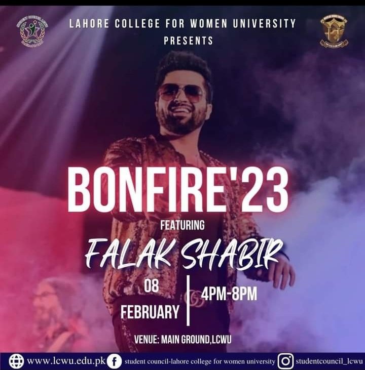 Bonfire who's coming ? 
#lcwu #falakshabir