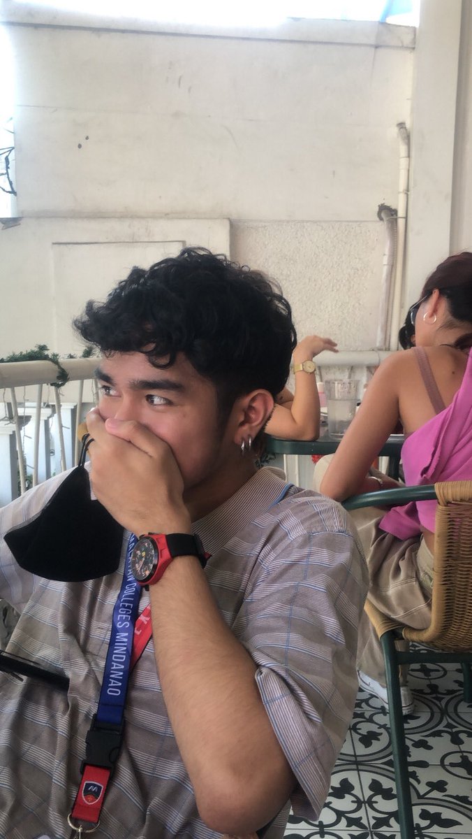 JayGamao's tweet photo. @zecai @pkgarcyaaah hmmm 🤔🤔 https://t.co/A3olFEsbde