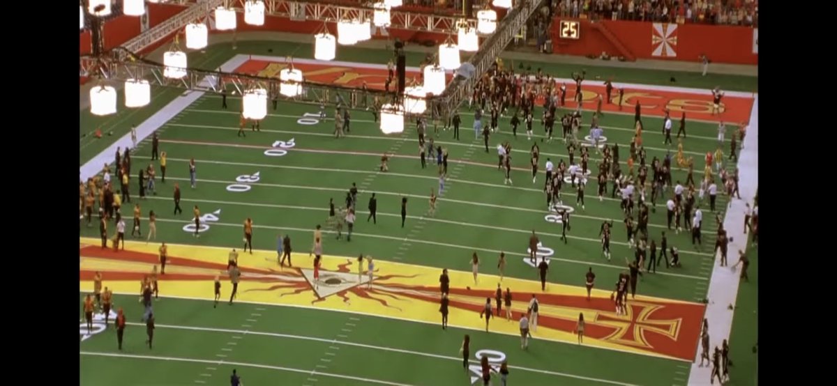 mattakersmusic's tweet photo. I rewatched Oliver Stone’s Any Given Sunday and the last opponent they play during the epic 45 minute finale is the Dallas Knights. Look at those uniforms and stadium. Lmao. https://t.co/erfiC8vucN