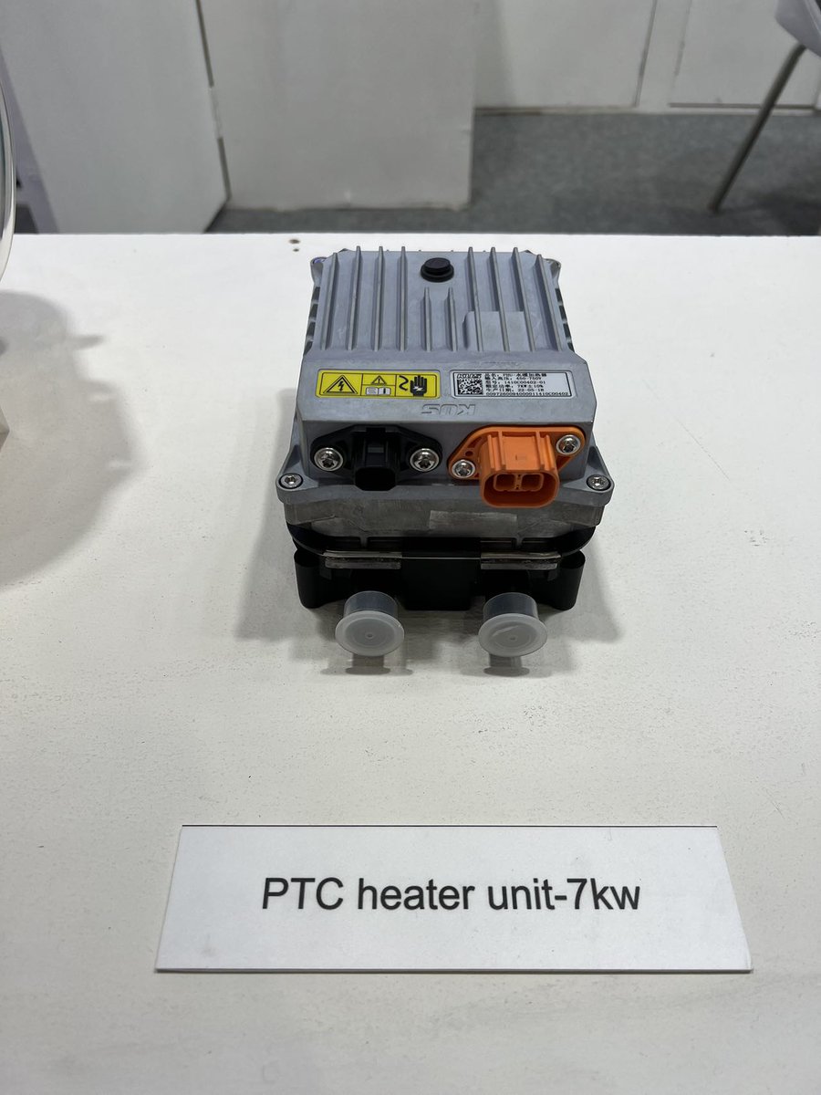 KUS_Global's tweet photo. Day 3 of #baumaconexpoindia.
We've received strong interest in our AdBlue® Sensors + Tanks, and our #NewEnergyVehicles products.

Come by! We'd love to connect with you and discuss how #KUS can support your product and engineering needs.

🚜 Booth No. H11-L81

#bauma2023 #adblue https://t.co/RS7SeUbPHi