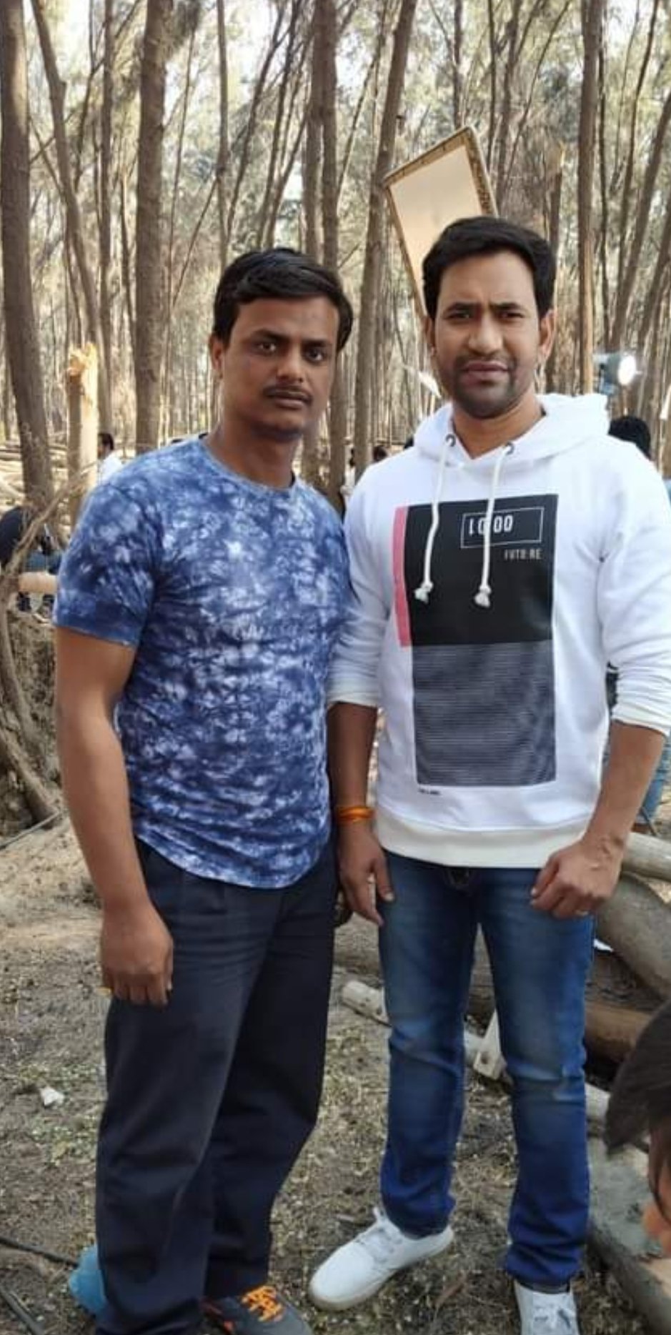 Wish you very happy birthday         Dinesh Lal Yadav Nirahua Bhaiya  