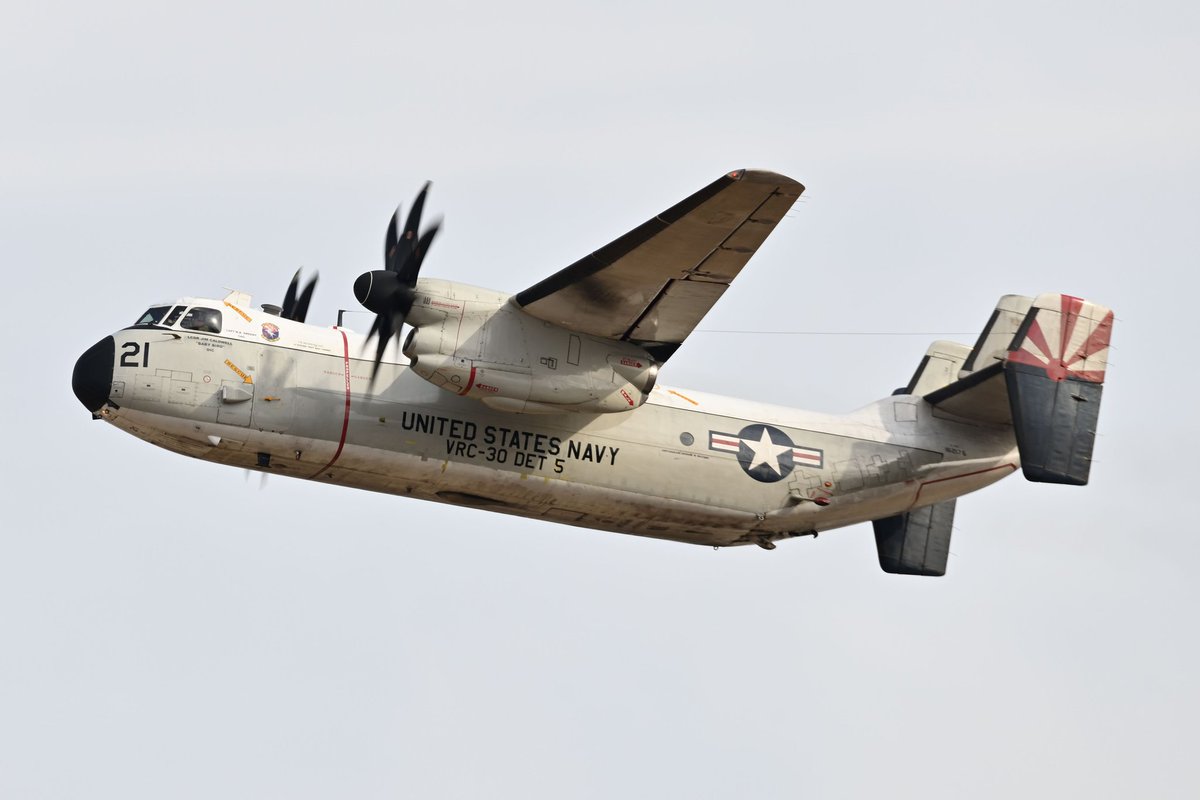 modelight329's tweet image. 2023/02/02
珍しくPSWRD21飛来。なかなかの離陸速度ですっ飛んでお帰りでした😳
ほとんど来ないし、来てもすっ飛んで帰るし、空軍基地が好きではないのかな😅CVW-5の皆さん、横田基地にもっと遊びに、いや、仕事しに来ませんか？
#RJTY  #横田基地