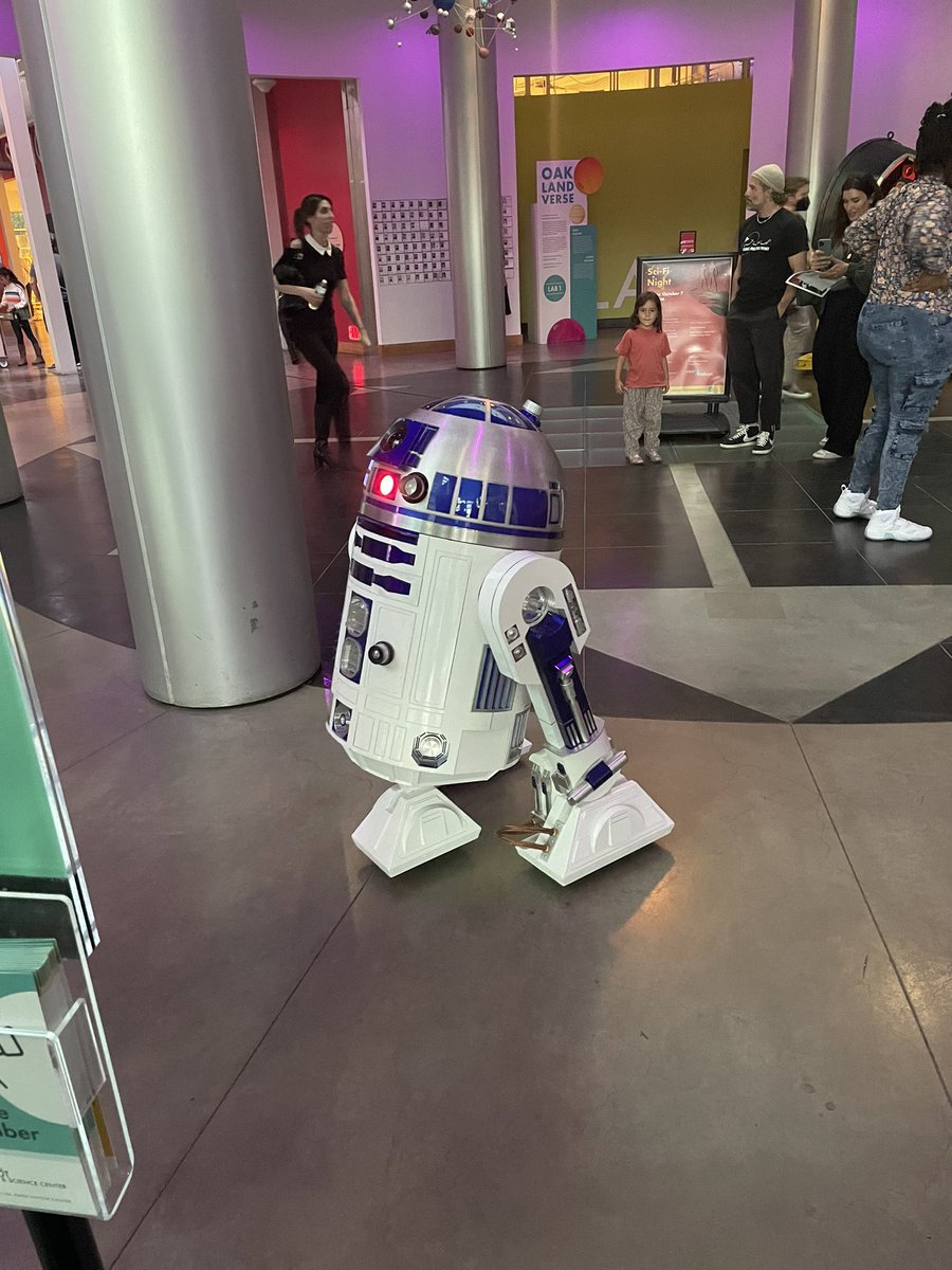 This the droid you are looking for. #StarWars #MOJO #droid #elon