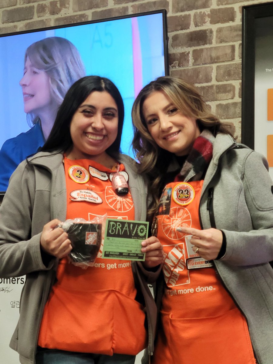 Green BRAVO card winners 🏆 👏 #Team1040 #asdslife Congratulations Team! Time to dig into treasure Chest 🤑 💰