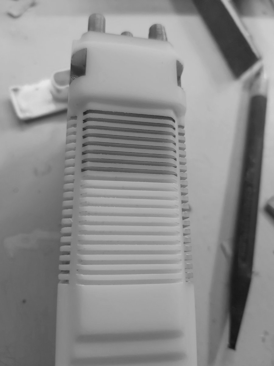 ShadowDesign6's tweet image. 娘たちの装備が日々蓄積されています。🛠🛠🛠🎛
努力を続けます。

#武装ドール 
#ShadowDesign 
#影の屋