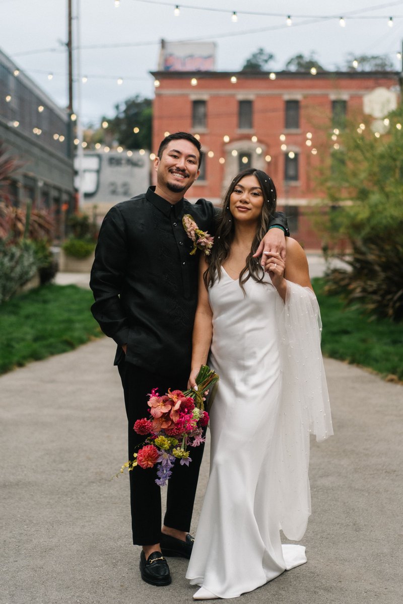 The goal for Nicole and Raymond when it came to their wedding was to recreate the mood of their first date! Encapsulating all the vibes and scenery for their wedding day was an absolute must! greenweddingshoes.com/couple-recreat…
