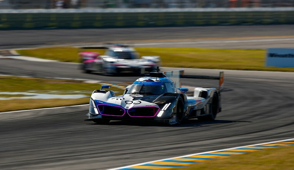 𝟮𝟬𝟮𝟯 𝗥𝗼𝗹𝗲𝘅 𝟮𝟰 𝗮𝘁 𝗗𝗮𝘆𝘁𝗼𝗻𝗮 | 𝗥𝗔𝗖𝗘 𝗗𝗔𝗬 😍

(📸 IMSA). #Rolex24 #IMSA #Daytona24 #BMW #MHybridV8