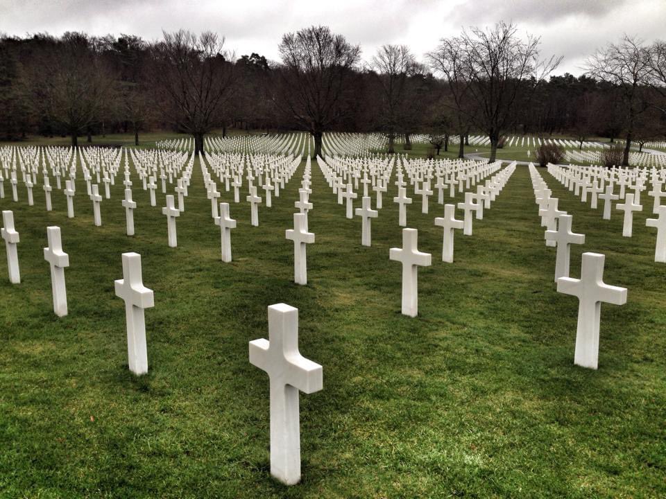 sommecourt's tweet photo. The Lorraine American Cemetery, with more than 10,000 burials it is the largest US War Cemetery from #WW2 in Europe. Here the dead from Eastern France and the final battles in Germany are buried. #DailyBattlefields https://t.co/VFOlHNMpFU