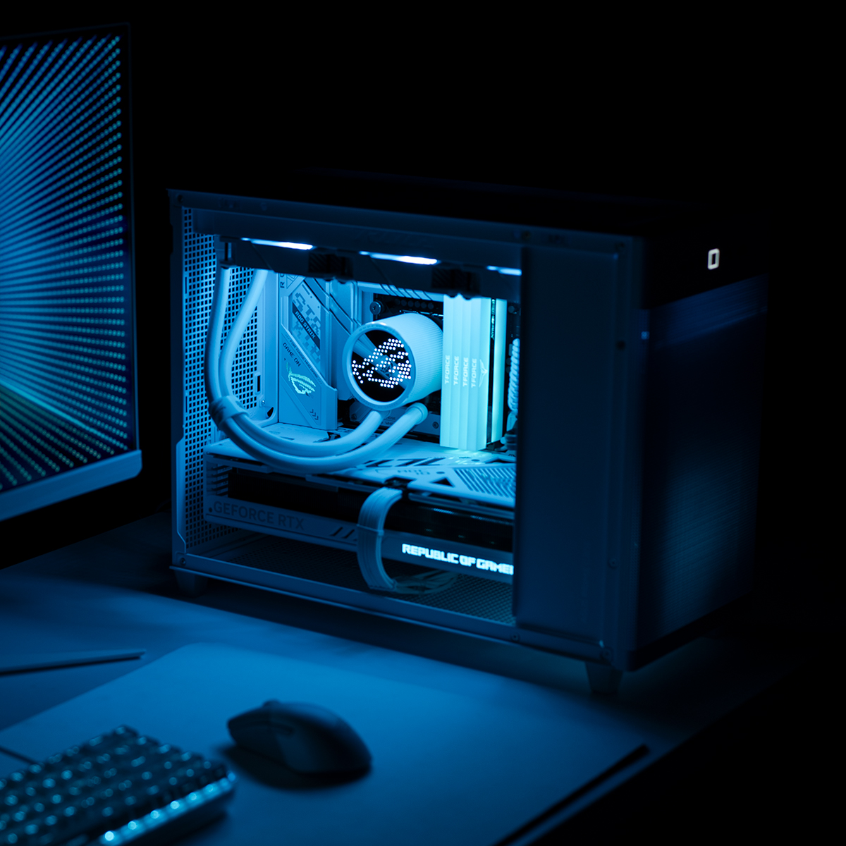 ROG Global on Twitter "Game with style. Minimalist whitethemed PC