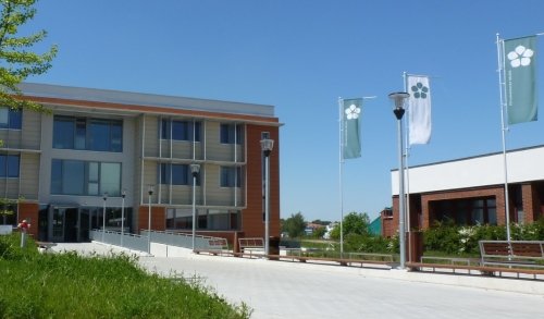 Faculty of Science USB in Ceske Budejovice, Czechia, offers an international Master's programme in Ecology. Applications are open now, the deadline is on 18 May. Students will learn ecological theory, data analysis and modern methods of ecology research.

prf.jcu.cz/ecology