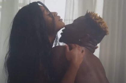 Ziggys_Studios's tweet photo. Top 5 Ghanaian Celebrities Who Were Secretly Dating. A thread 

1. Shatta Wale &amp; Efia Odo https://t.co/Z0Yc7G7n91