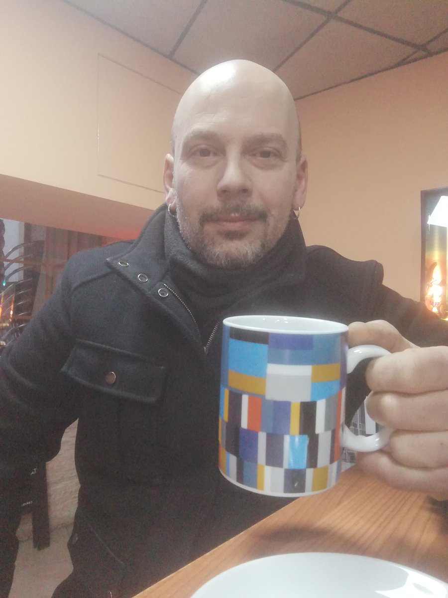 Empezamos el día con la taza de té.
Buen dia🎉🎉🎉🎉🎉🎉🎉🎉