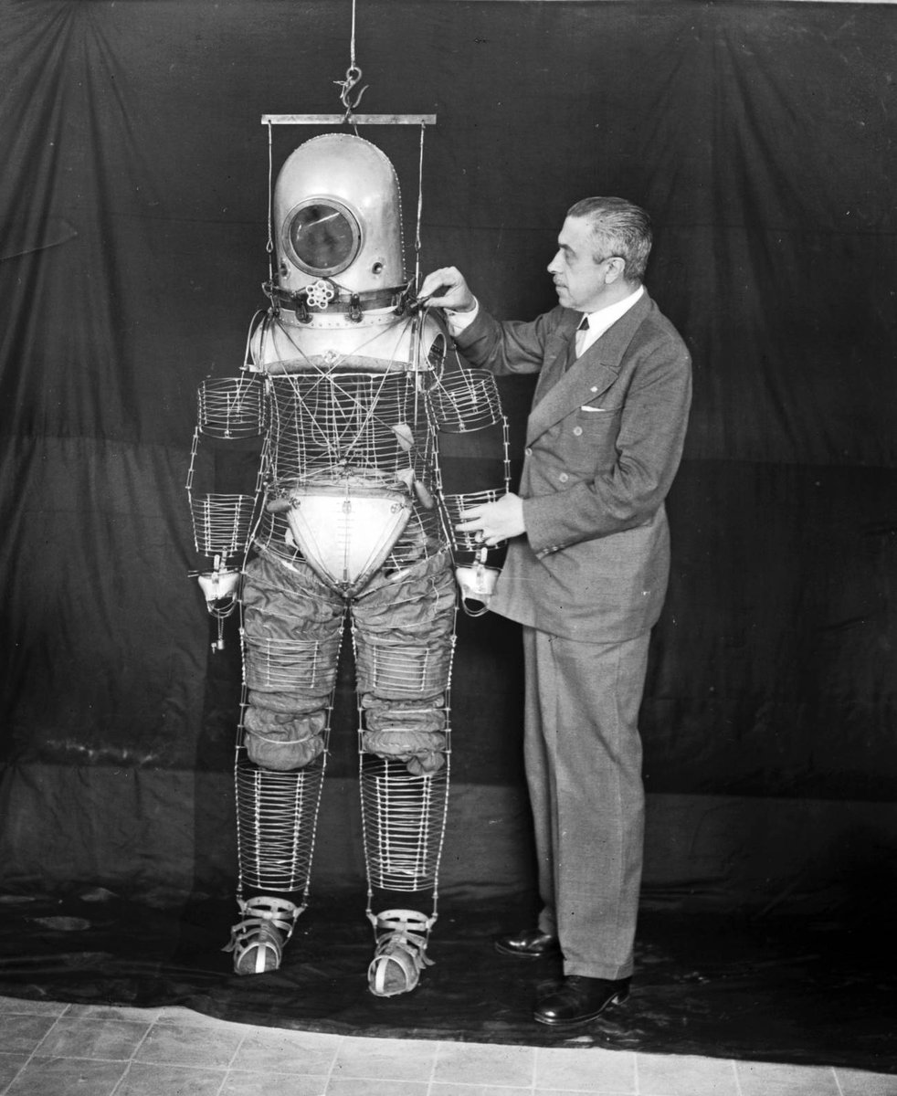 UCC_INTA's tweet photo. El próximo martes, 7 de febrero, nuestro compañero Juan F. Cabrero, del Dpto. de Óptica Espacial, impartirá una conferencia sobre la evolución de los trajes espaciales en el @mncn_csic. 👨🏻‍🚀👩🏾‍🚀
¡Estáis todos invitados!
Info e inscripciones: ⬇️
https://t.co/aUwkM97Vcl https://t.co/TCEMOHVb1F