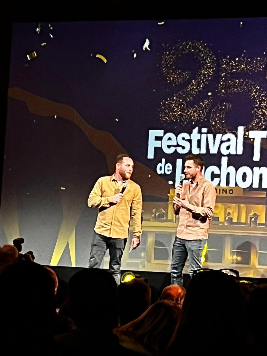 Très heureux avec @mikaelmoreau d’avoir gagné le premier prix du pilote de jeu pour #TimeOfYourLife au festival Tv de Luchon Vive la création française 🇫🇷 Merci au jury de professionnels ! @Toocoformats @BanijayFrance #bientotdanstatv