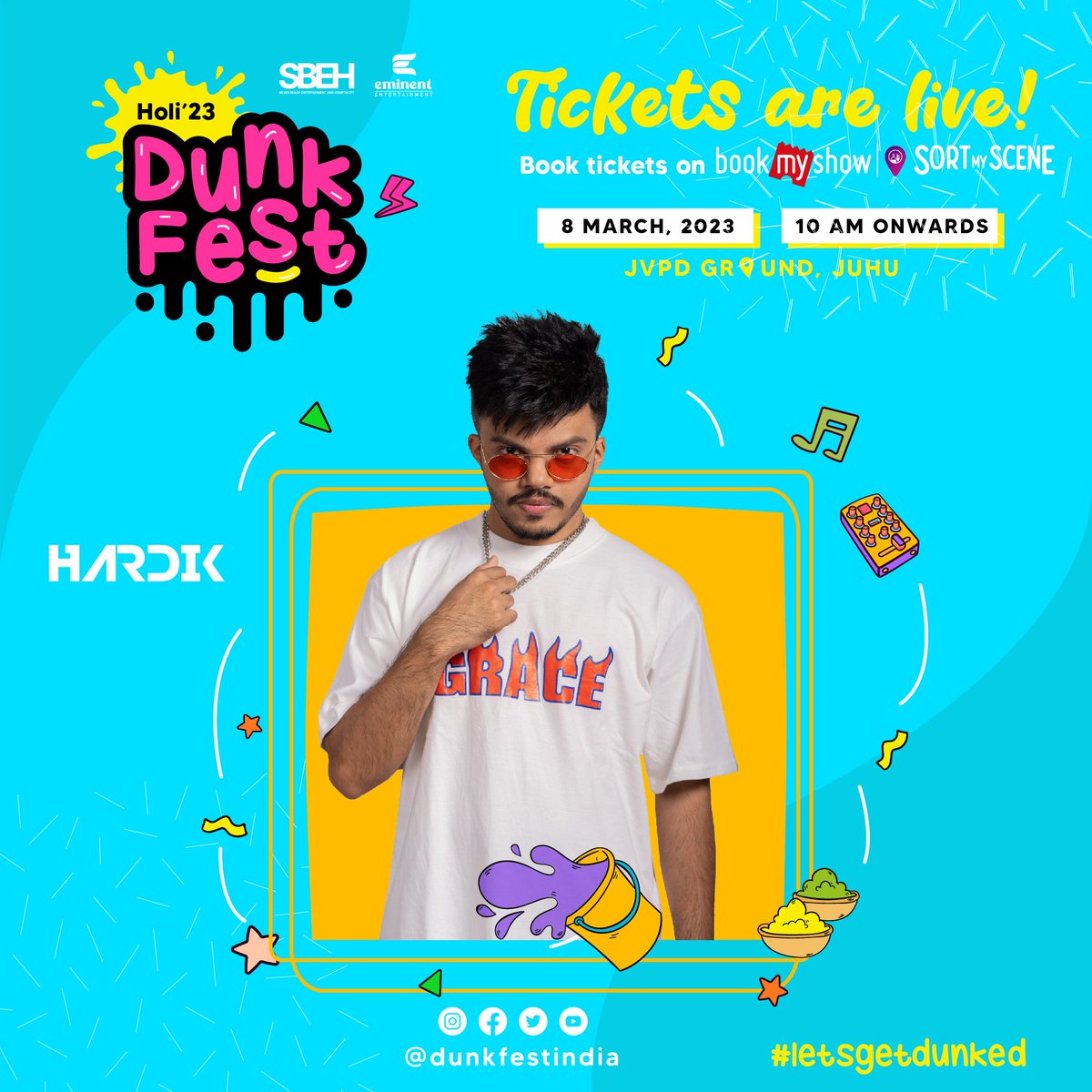 dunkfestindia's tweet photo. @djayhardik is here to set the stage ablaze!! #LetsGetDunked

Early bird tickets - 
https://t.co/h5F1QOZZZF

#DJhardik #Holi2023 #Holiparty #Juhu #DunkFestHoli23 #DunkFest https://t.co/a4W8yIHBDb