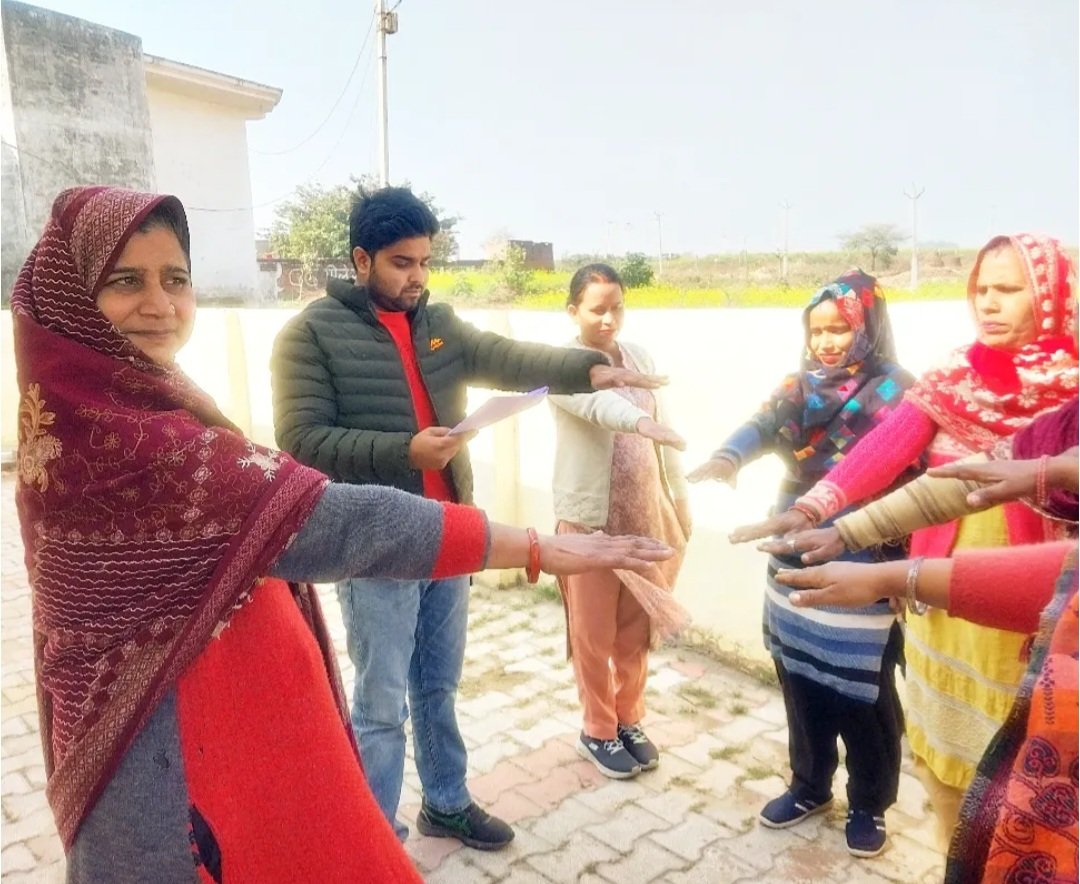 Awareness about leprosy and taking oath at hwc barnawa block binauli (baghpat) <a href="/CmoBaghpat/">CMO Baghpat</a> <a href="/BagpatDm/">DM Baghpat</a> @ANKITUJJWALDPC <a href="/SagarThakurDEO/">SAGAR THAKUR - DEO</a> <a href="/nhm_up/">NHM UP</a>