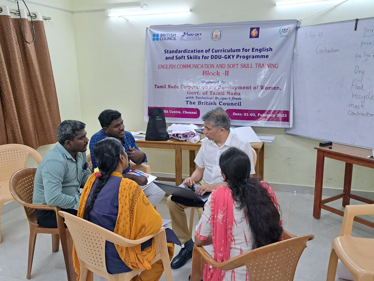 DasguptaPayel's tweet photo. @inBritish is delighted  to train PIA trainers and APOs from @DDUGKY TN in Chennai  in #EnglishLanguage #teaching and #learning as part of #EnglishSkillsPlus project in partnership with 
@TncdwH
@albarrett09
@JanakaP
@GauriP5
@DD_IAS 
@RadhikaEd
@PushpaGopal8 https://t.co/qo4488kqqg