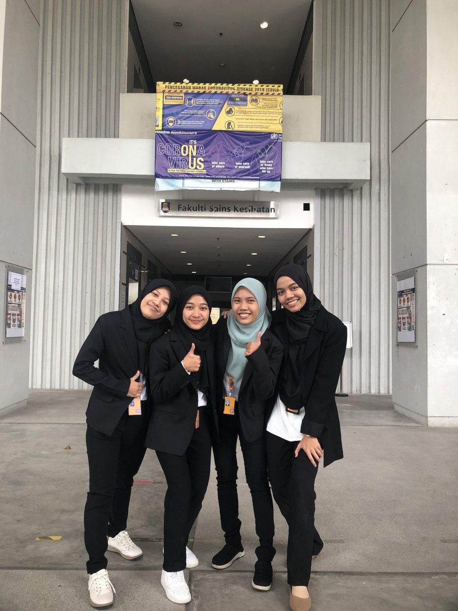 starisma07's tweet photo. Ayat kerap sem 5 ni.
" weh aku nak termuntah do buat benda ni"
" weh amenda niiiii "
" weh nak ngngisss "

Alhamdulillah.  Survived 🥰 
Gonna miss all of you ! My genk and them 🤣 Thankyou for being my amaizing friends! #alreadydone #lastsem #uitmdihatiku https://t.co/Fl3QtXzJO3