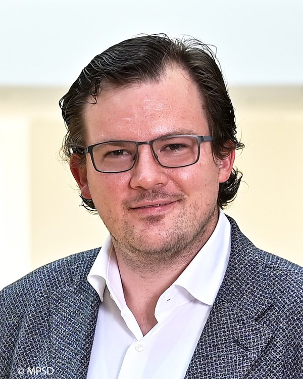 CFEL (@cfel_hamburg) on Twitter photo ERC Consolidator Grant for Philip Moll
cfel.de; <a href="/MPSDHamburg/">MPI fĂĽr Struktur und Dynamik der Materie</a>; <a href="/MPGCQM/">Max Planck Graduate Center for Quantum Materials</a>; <a href="/mqm_lab/">mqm</a>; <a href="/hh_bwfgb/">Wissenschaft, Forschung und Gleichstellung</a> ERC Consolidator Grant for Philip Moll
cfel.de; <a href="/MPSDHamburg/">MPI fĂĽr Struktur und Dynamik der Materie</a>; <a href="/MPGCQM/">Max Planck Graduate Center for Quantum Materials</a>; <a href="/mqm_lab/">mqm</a>; <a href="/hh_bwfgb/">Wissenschaft, Forschung und Gleichstellung</a>