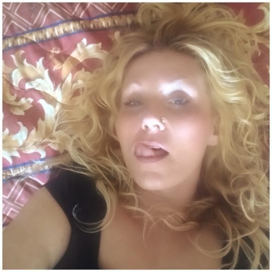 ✨️❤️50 % off my #onlyfanspromo limited № of spots so hop on it ASAP!! Over 700 pics and videos you'll