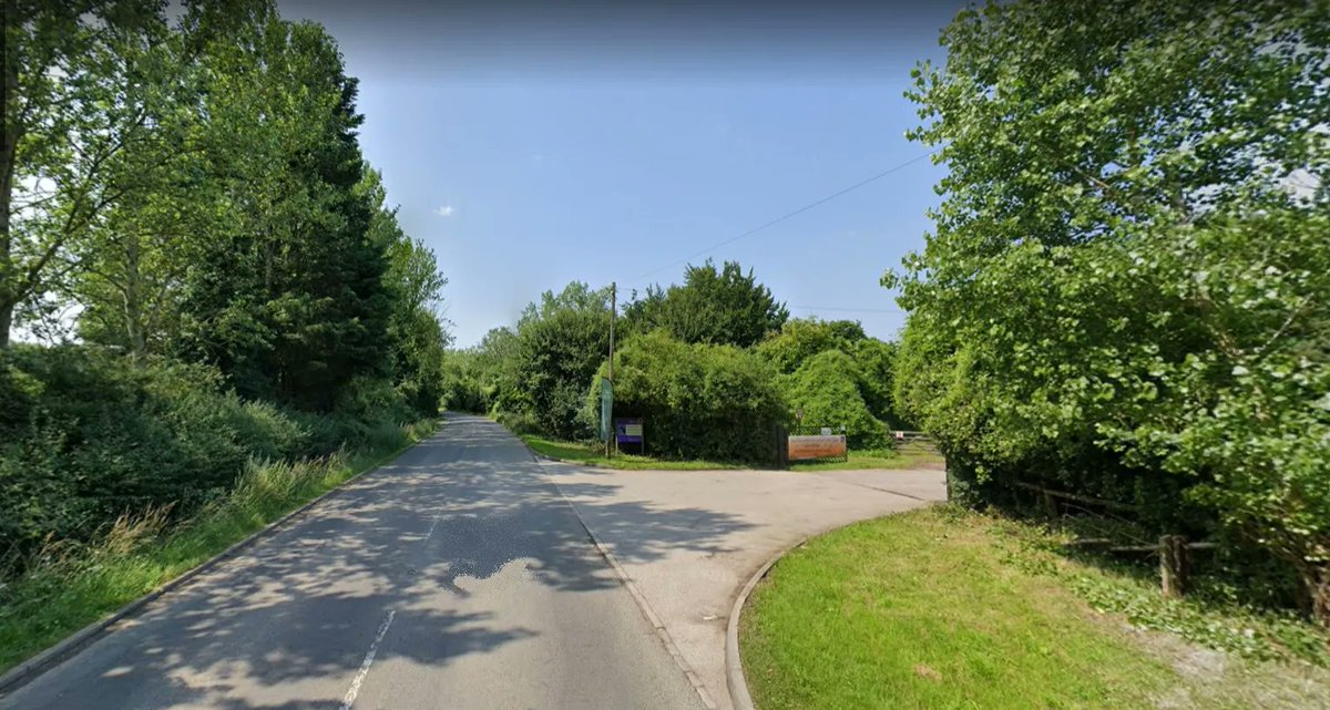 Please note: From 6-10 February, contractors will be carrying out ash dieback works on the road from Bulbourne canal bridge to the entrance of College Lake.

We will be open as normal, but there will be two-way traffic lights on the road which might cause minor delays.