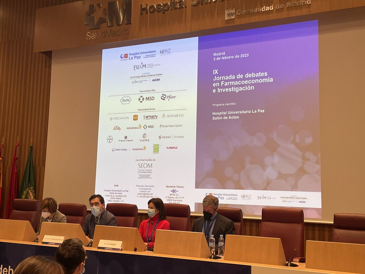 OncoMedHULP's tweet photo. Comenzamos la IX Jornada de debates en Farmacoeconomía e Investigación en nuestro hospital. 
Esperamos que se genere un interesante debate para conseguir que nuestros pacientes tengan acceso a los fármacos más innovadores a la vez q mantenemos la sostenibilidad del sistema https://t.co/VAWMf6cWoa