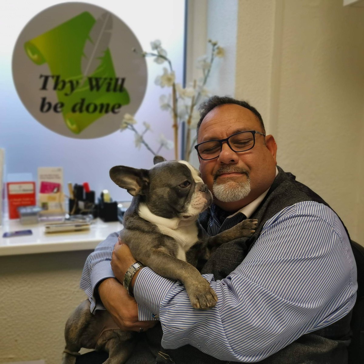 ThywillWorthing's tweet image. Throwback Thursday looking back three years on these best friends having a moment #petsatwork #pets #frenchbulldog #rescuedog
