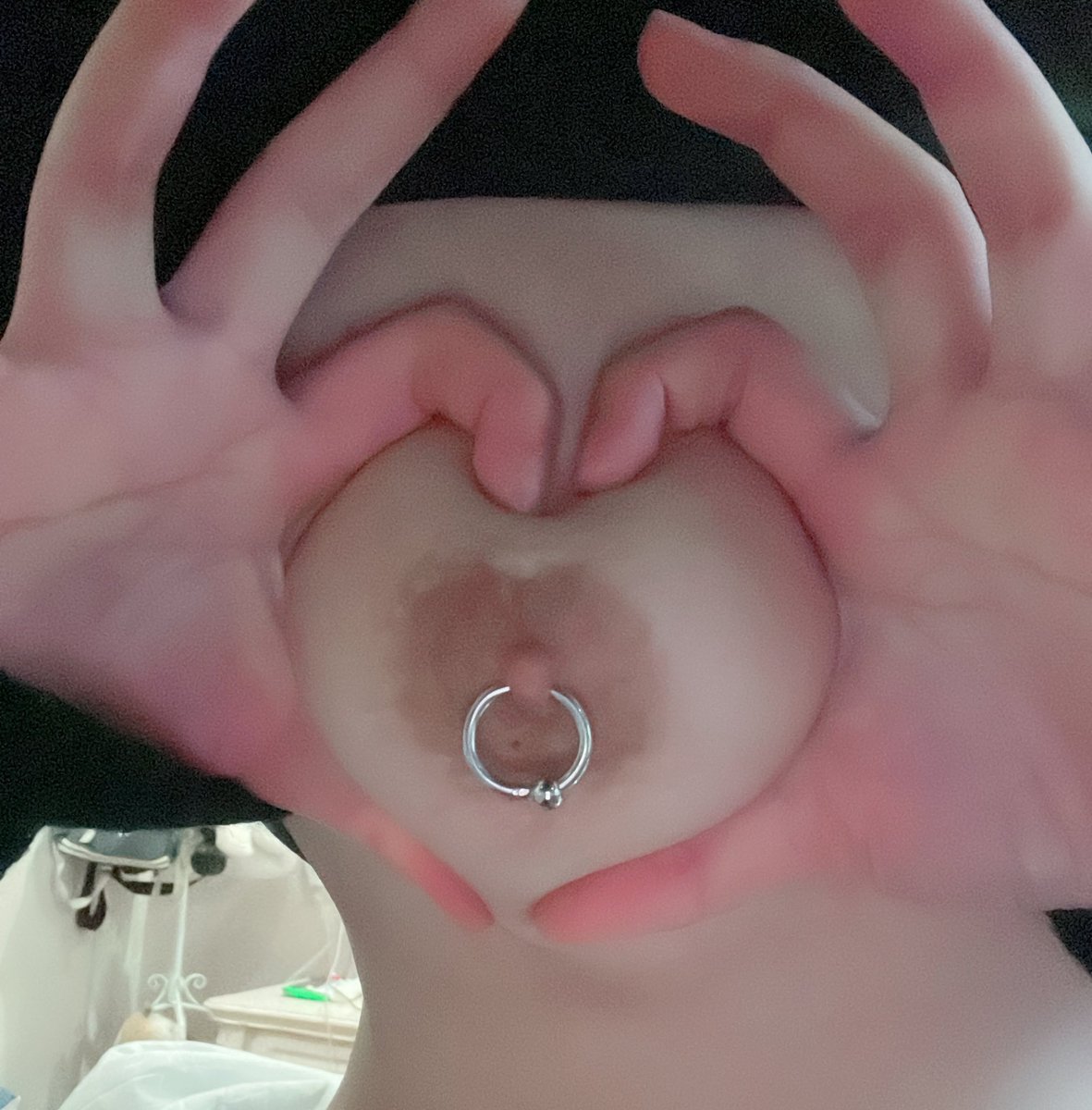 穿环是不可能的
这辈子都不可能的
耳洞都不敢打的人想什么呢
但不耽误我搞个假的过过瘾嘛
好涩涩好喜欢🫣🫣🫣 https://t.co/zfQRezomcc