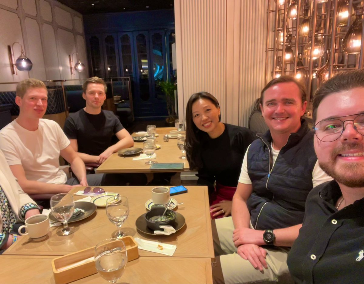 Moonchaser2020's tweet photo. Meet up with the team from @TowoLabs &amp; @FlareNetworks before their big Tokyo presentation tonight ☀️🇯🇵

Good luck all! 頑張って��ださい！

#ConnectEverything $FLR $SGB
#BiFrost 

@RareData @patriksletmo @dommoore @JoshuaGEdwards https://t.co/KdEZpPvKd6