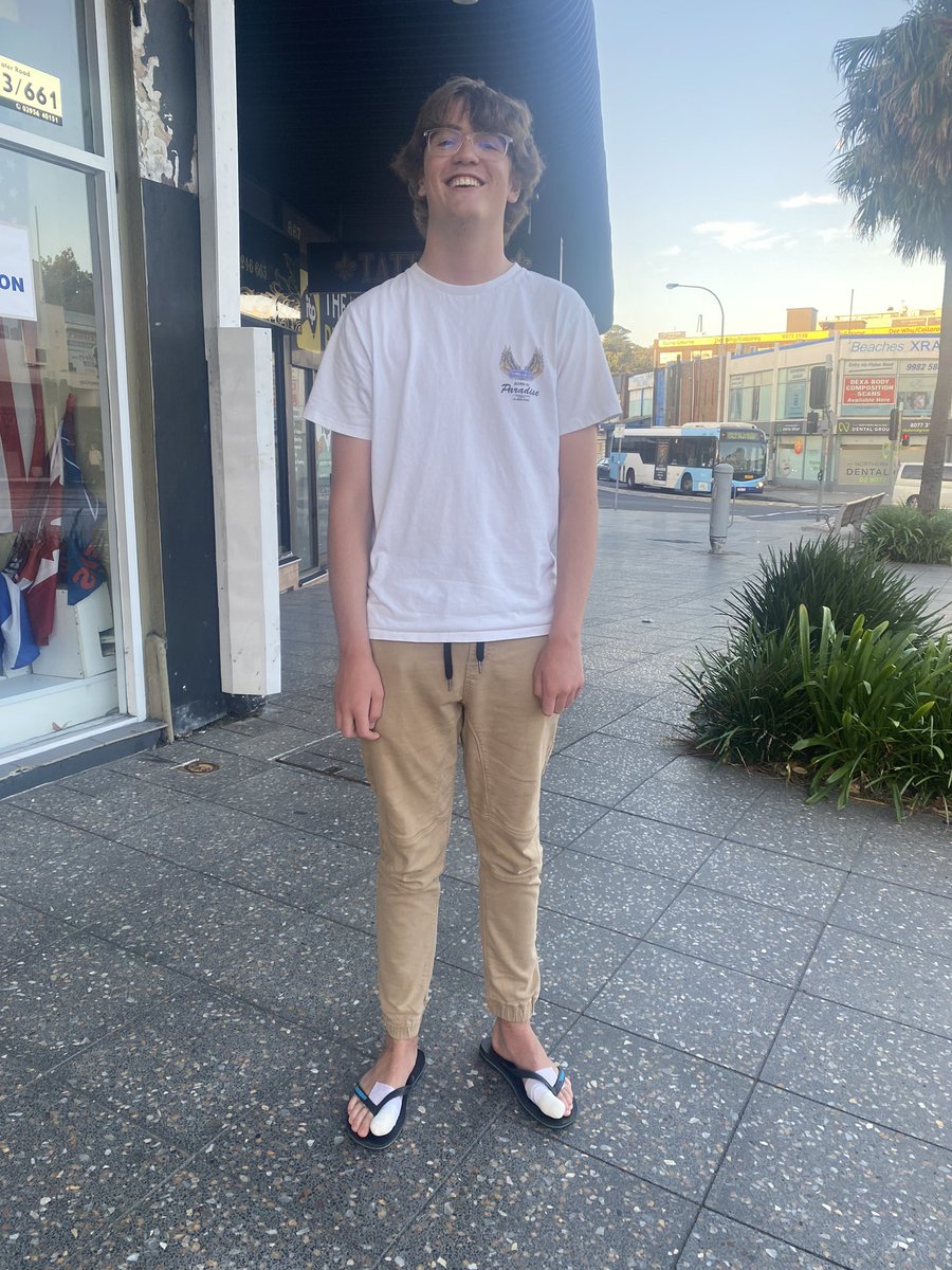 smye_oce's tweet image. the rizzly bear has awoken #toesurgery