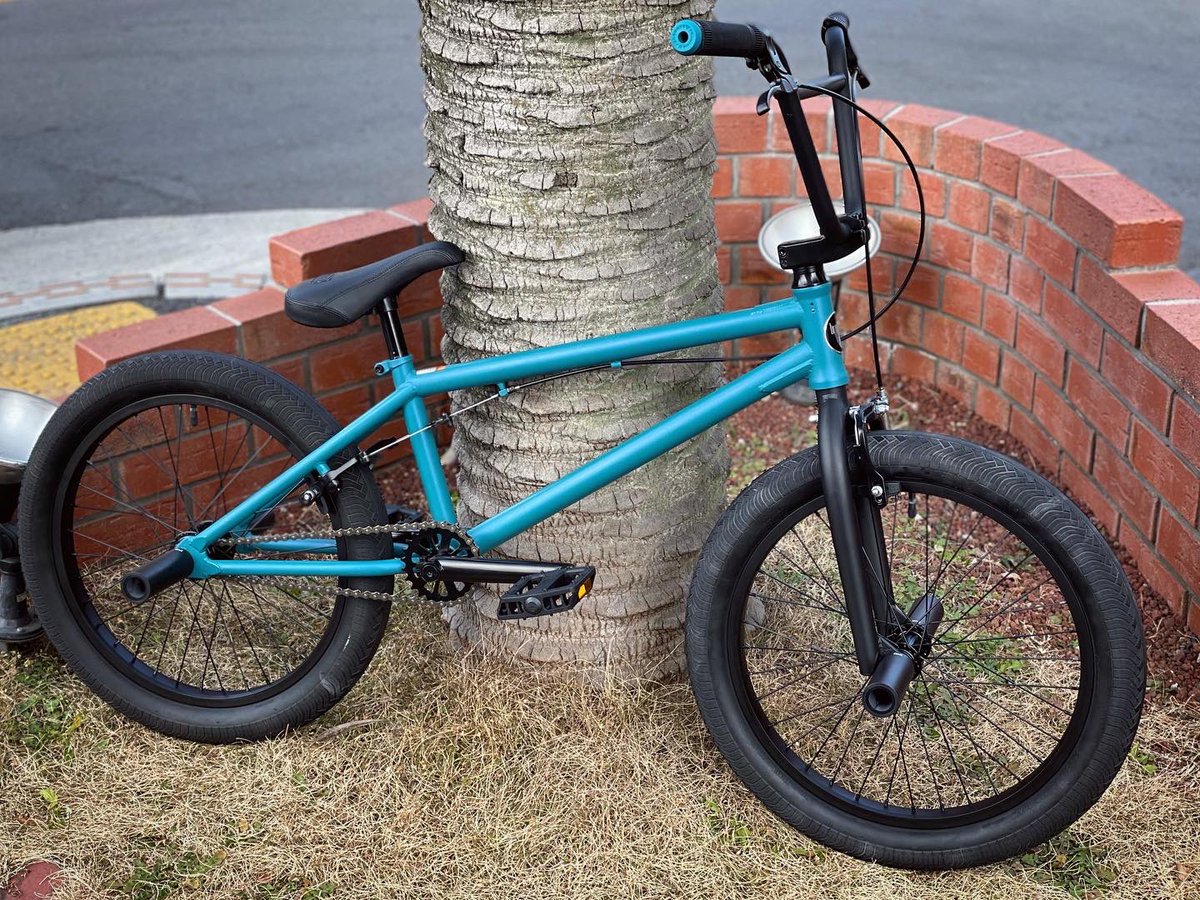 数回使用のみ BMX Stranger 22 Level マットブラックFC付-