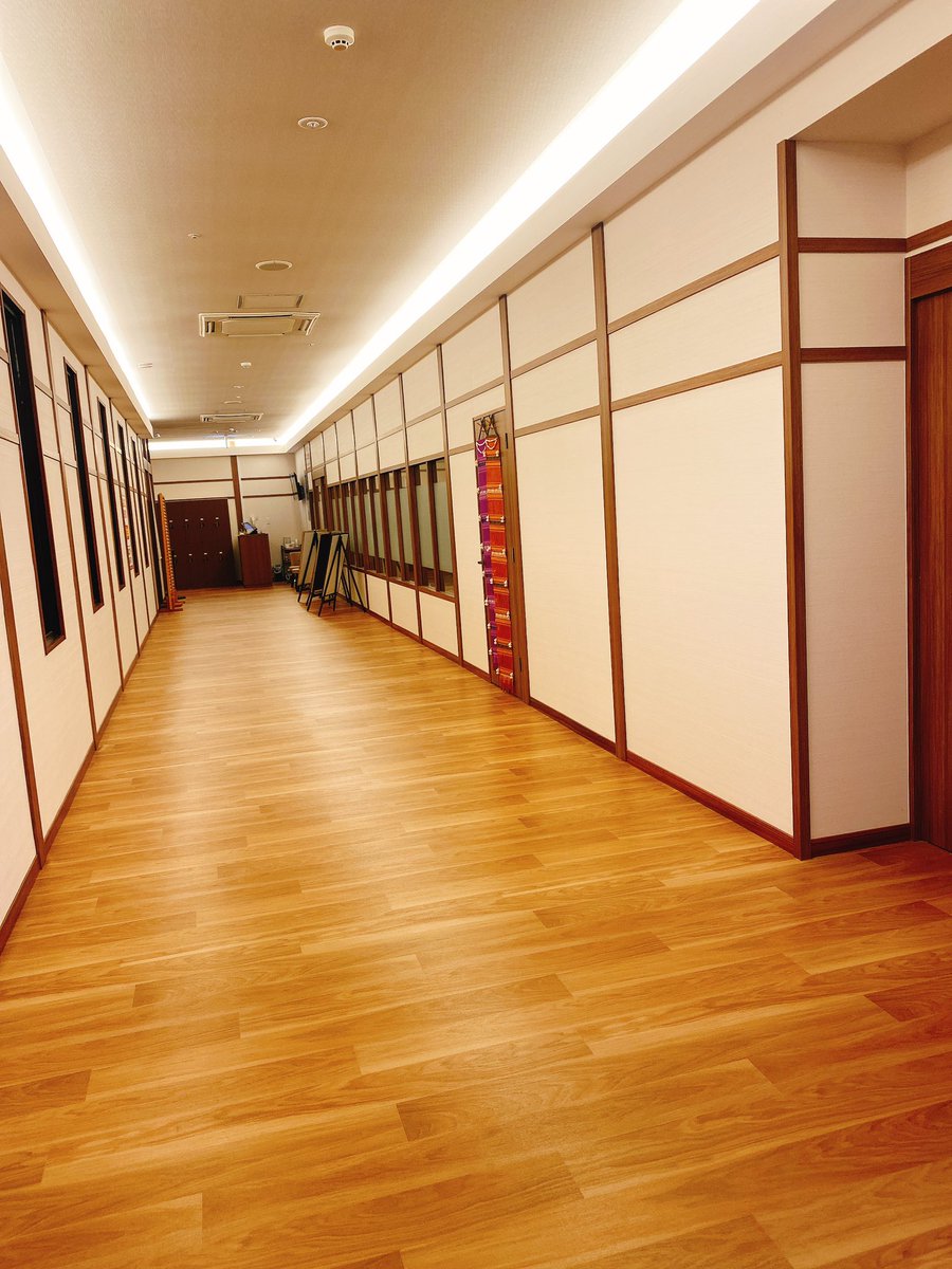 sauna_frontier's tweet photo. Twitterサウナ日記50日目🎉
本日紹介するのは、新習志野駅から徒歩30秒の超駅近スパ「天然温泉湯〜ねる」
店内は清潔感あふれ、食事処はフードコートみたいになっているので、デートや友達と行くのにおすすめ！
サウナーの皆さんは、月曜と金曜にアウフグースの限界突破があるので、狙っていくべし！👏 https://t.co/9xD9iqhVCx