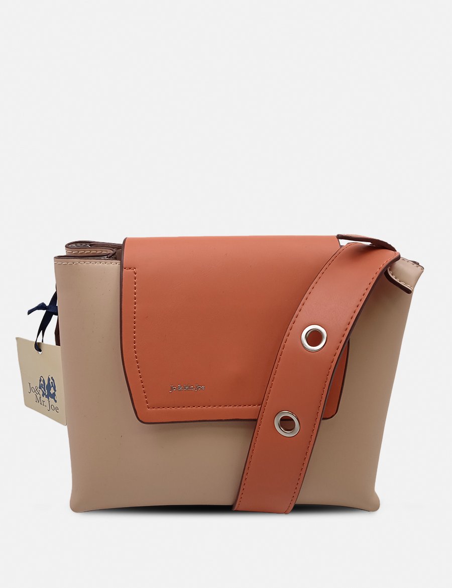 ¡Novedades en BOLSOS! 👜 Hoy es el día perfecto para conseguir precios únicos en shoppers, tote, de mano, bandoleras... acabamos de lanzar cientos de ellos en la web.✨❤ ¡No los dejes escapar! 👉 micolet.com/bolsos ♻ #secondhand

#rebajas #segundamano #bolsosbaratos