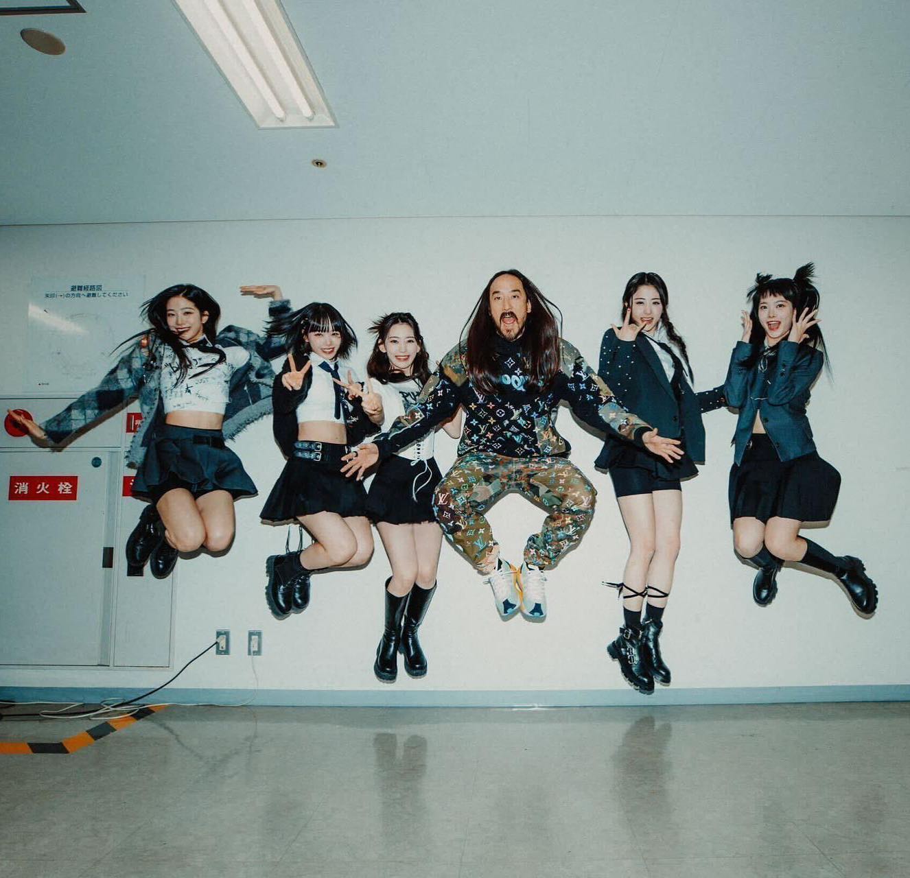 Fn8wHsDakAEtmCn?format=jpg&name=large