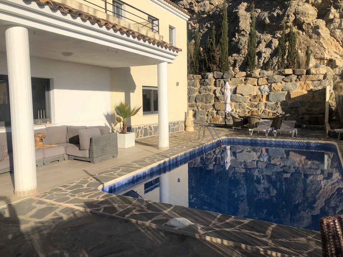 Iedereen een heerlijke dag gewenst!