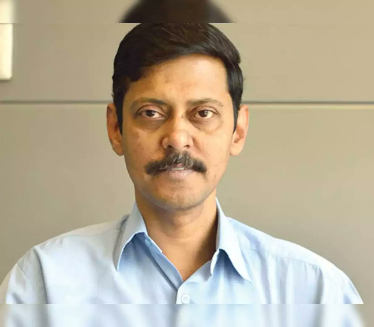 ETHindi's tweet image. इनकम टैक्स सेविंग इन्वेस्टमेंट का फायदा नहीं मिलने की स्थिति में युवाओं और कम आमदनी वाले लोगों में जितना कमाओ, उतना उड़ा डालो वाली धारणा विकसित होगी. #IncomeTax #Budget #section80c 
hindi.economictimes.com/wealth/tax/inc…