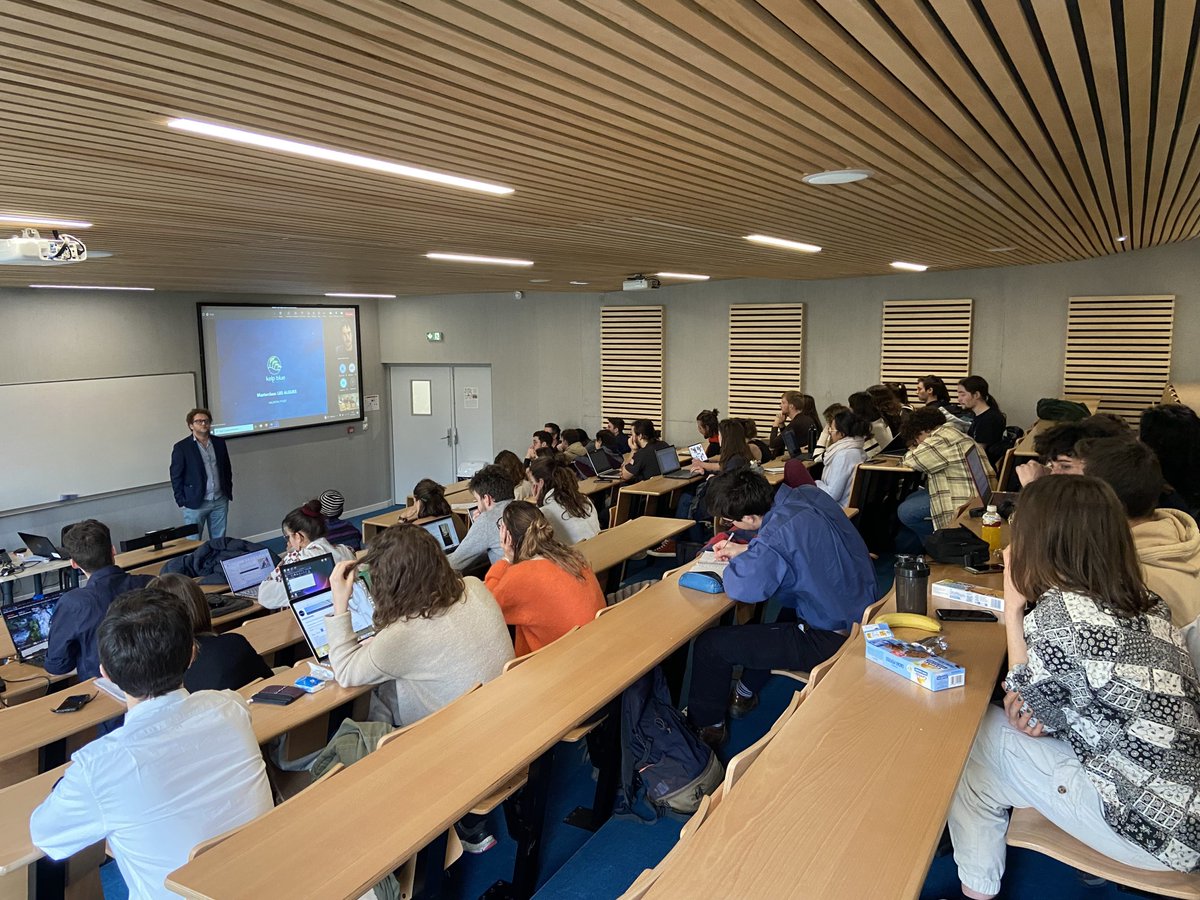 🗣 Une master class avec un ancien ISTOMien

Le 31 janvier avait lieu une présentation par Valentin PITIOT, Responsable du Développement Marketing chez Kelp Blue et ancien ISTOMien. Son intervention portait sur le sujet de l'#algoculture et le marché des #biostimulants. 🌱
